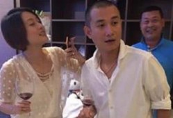 娱乐圈八卦最新爆料情侣,神秘情侣甜蜜互动，恋情曝光引热议！