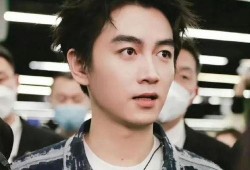 男明星娱乐圈吃瓜的是谁,揭秘男明星“吃瓜”背后的真相